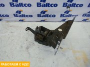 Кронштейн запасного колеса