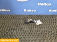 Кронштейн крепления накладки на крыло