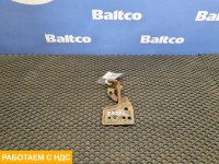 Кронштейн подножки правый